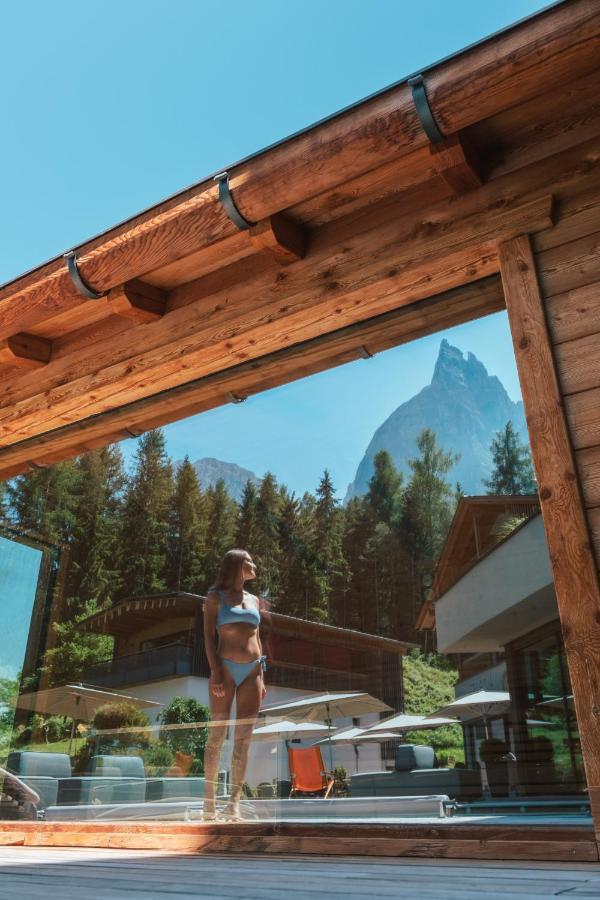 Waldrast - Forestside Living Seis am Schlern Buitenkant foto